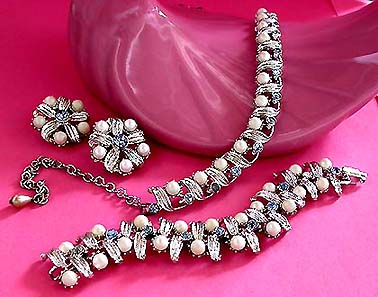 a beautiful vintage costume jewelry crystal necklace and earrings