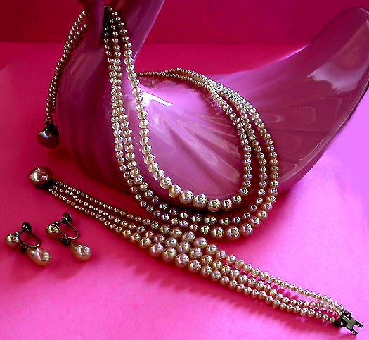 a beautiful vintage costume jewelry parure